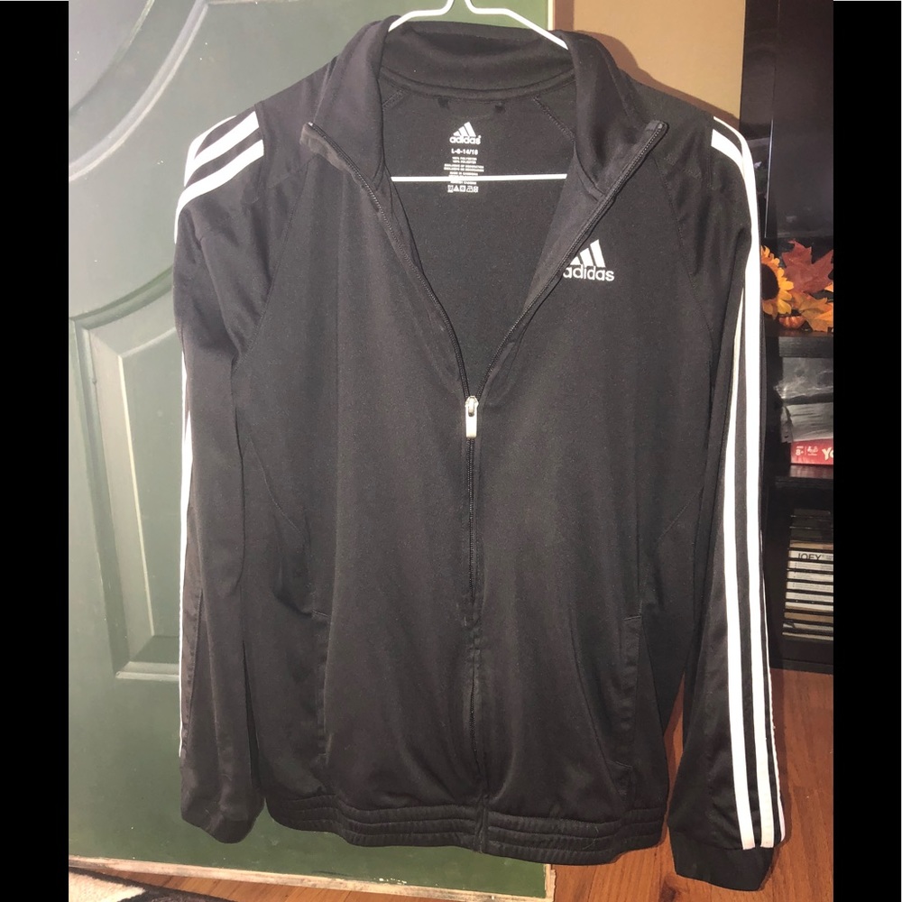 🌴adidas lightweight jacket🌴